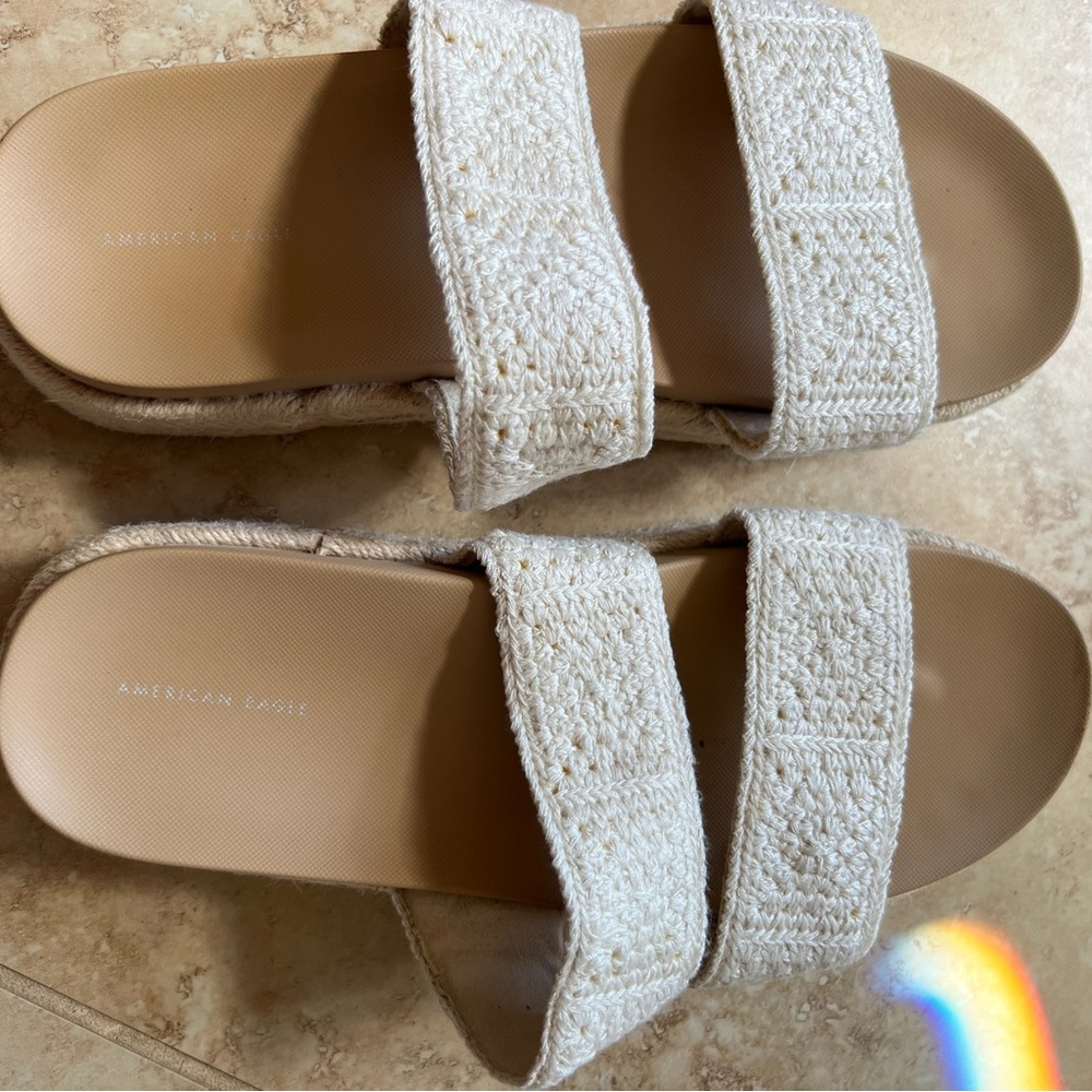 ✨2/$15✨ American Eagle Outfitters Women's Cream Crochet Sandals
